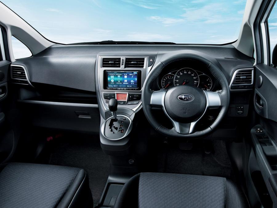  Subaru Trezia i S 2010 года  (фото 2 из 10)